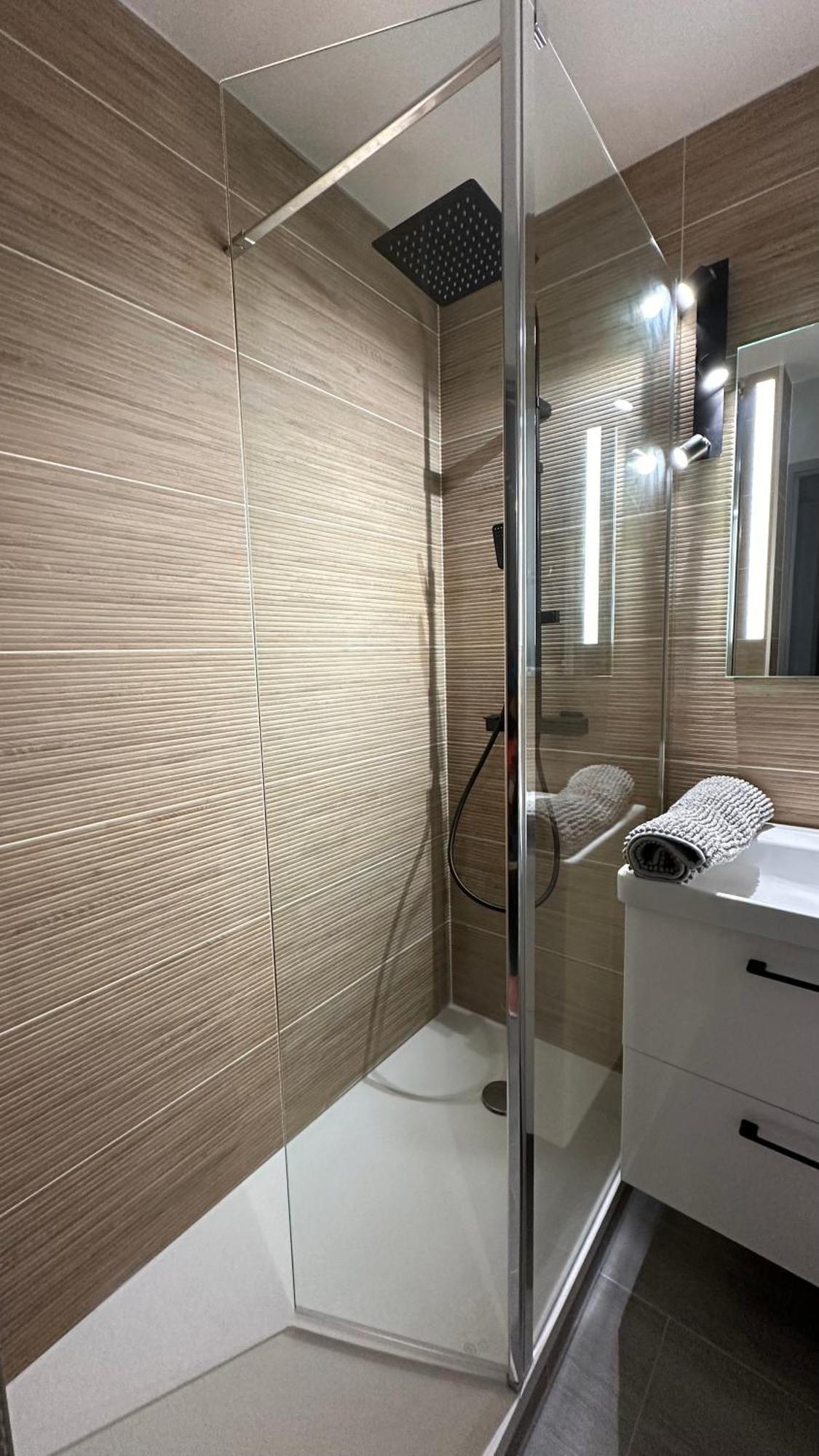 Appartement En Residence Pierre Et Vacance Au Golf Biscarrosse Exterior foto